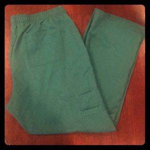 Sanibel Scrubs Petite